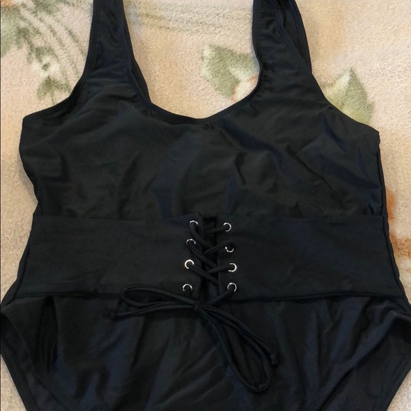 Black one piece swimsuit - Picture 3 of 4